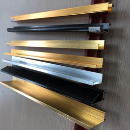 現(xiàn)貨直銷拉絲黑拉絲金畫框 鋁材的藝術(shù)與實(shí)用之美